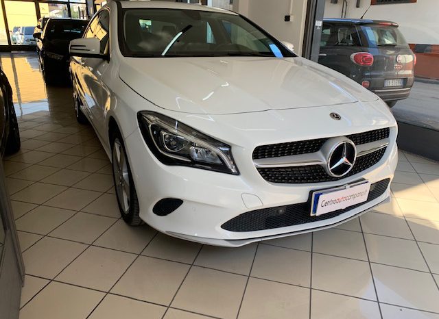 Mercedes-Benz CLA 200 d 4Matic Automatic Sport full