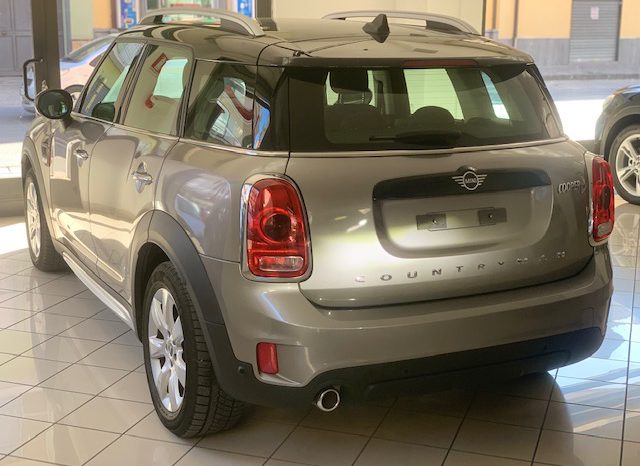 MINI Cooper D Countryman full