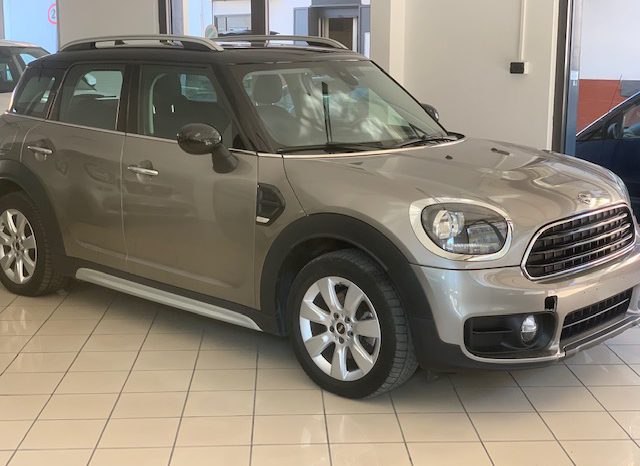 MINI Cooper D Countryman full