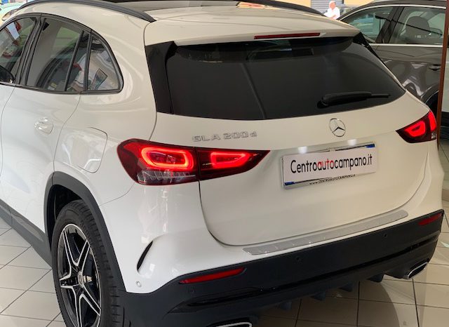 Mercedes-Benz GLA 200 d Automatic Premium full