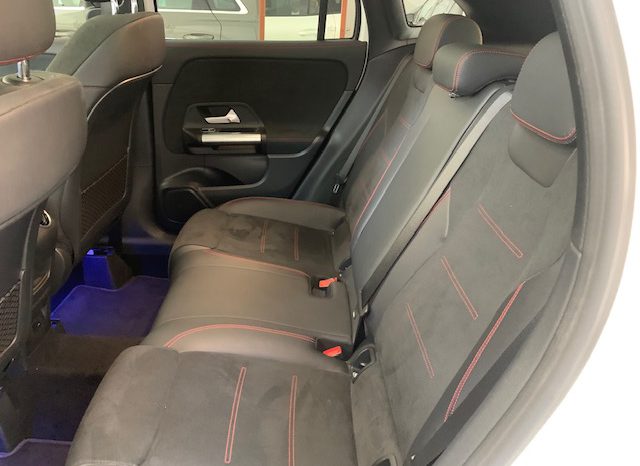 Mercedes-Benz GLA 200 d Automatic Premium full