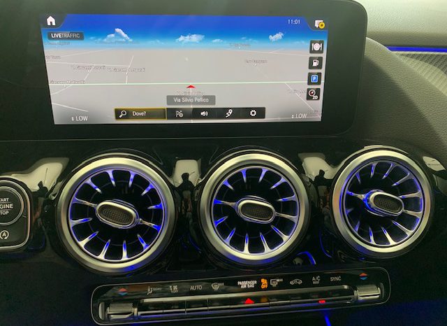 Mercedes-Benz GLA 200 d Automatic Premium full