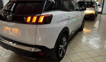 Peugeot 3008 1.5 bluehdi Allure s Automatico full