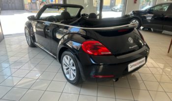 Volkswagen Maggiolino Cabrio 1.6 tdi Design 105cv full