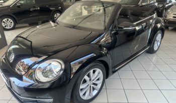 Volkswagen Maggiolino Cabrio 1.6 tdi Design 105cv full