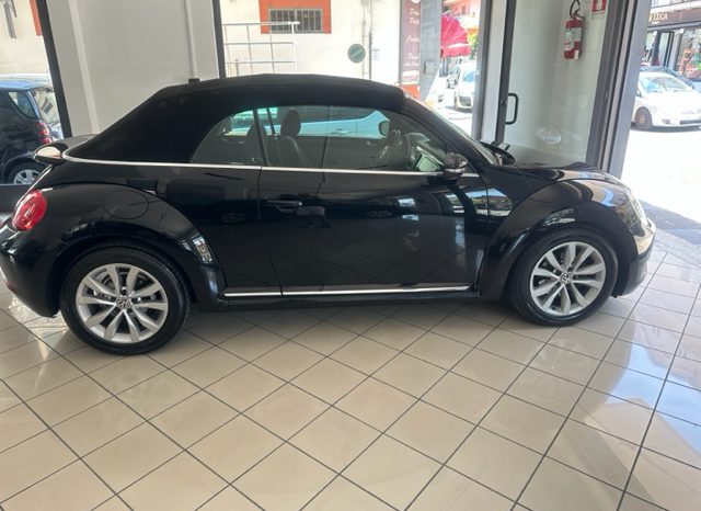 Volkswagen Maggiolino Cabrio 1.6 tdi Design 105cv full