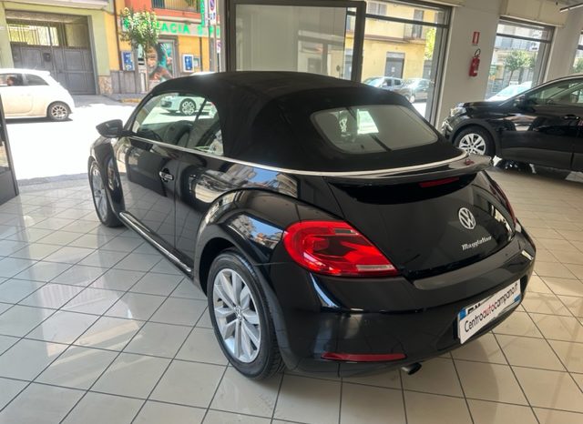 Volkswagen Maggiolino Cabrio 1.6 tdi Design 105cv full