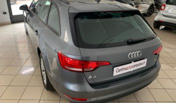 Audi A4 2.0 TDI 150 CV Business full