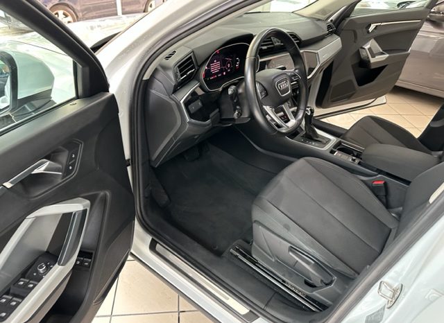 Audi Q3 35 2.0 tdi Advanced full