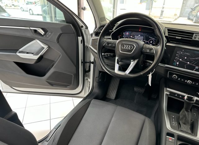 Audi Q3 35 2.0 tdi Advanced full
