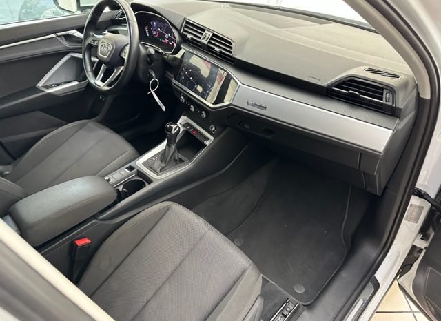 Audi Q3 35 2.0 tdi Advanced full