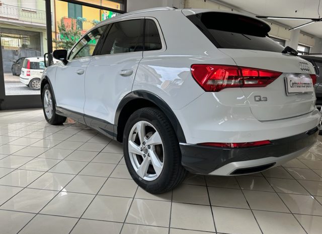 Audi Q3 35 2.0 tdi Advanced full