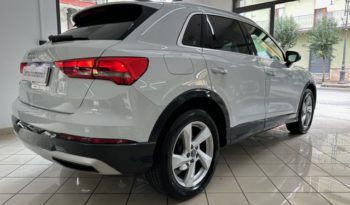 Audi Q3 35 2.0 tdi Advanced full
