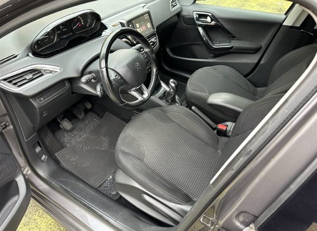 Peugeot 208 1.6 bluehdi Active 75cv full