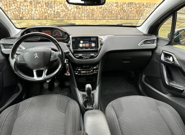 Peugeot 208 1.6 bluehdi Active 75cv full