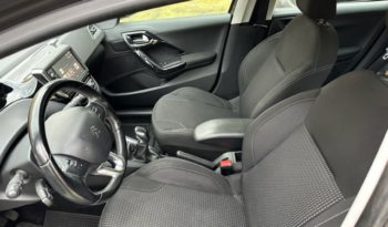 Peugeot 208 1.6 bluehdi Active 75cv full
